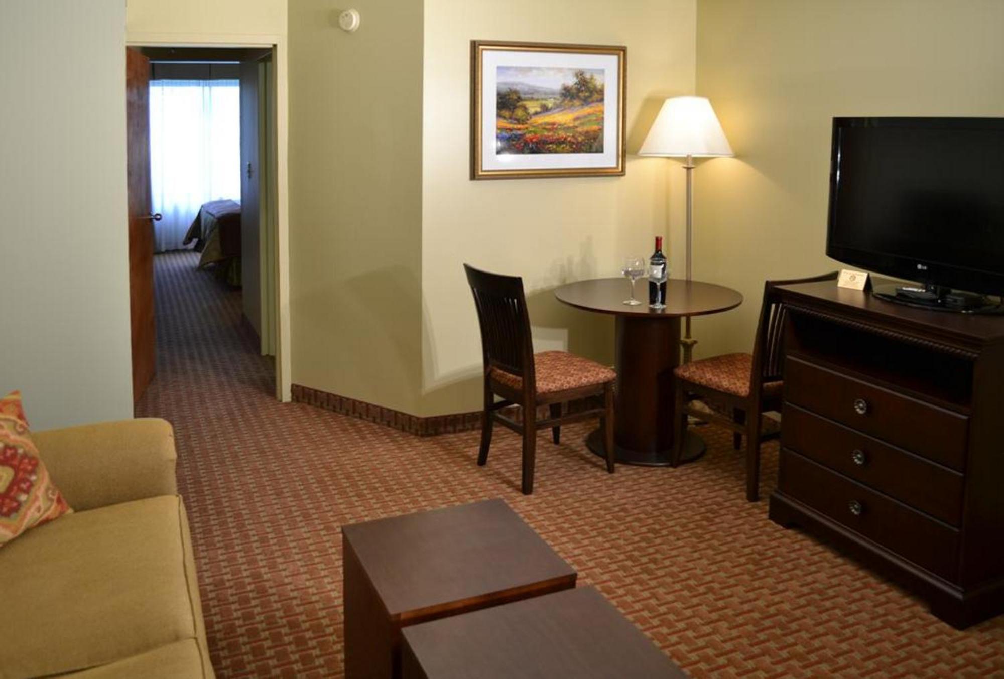 Euro-Suites Hotel Morgantown Exteriör bild
