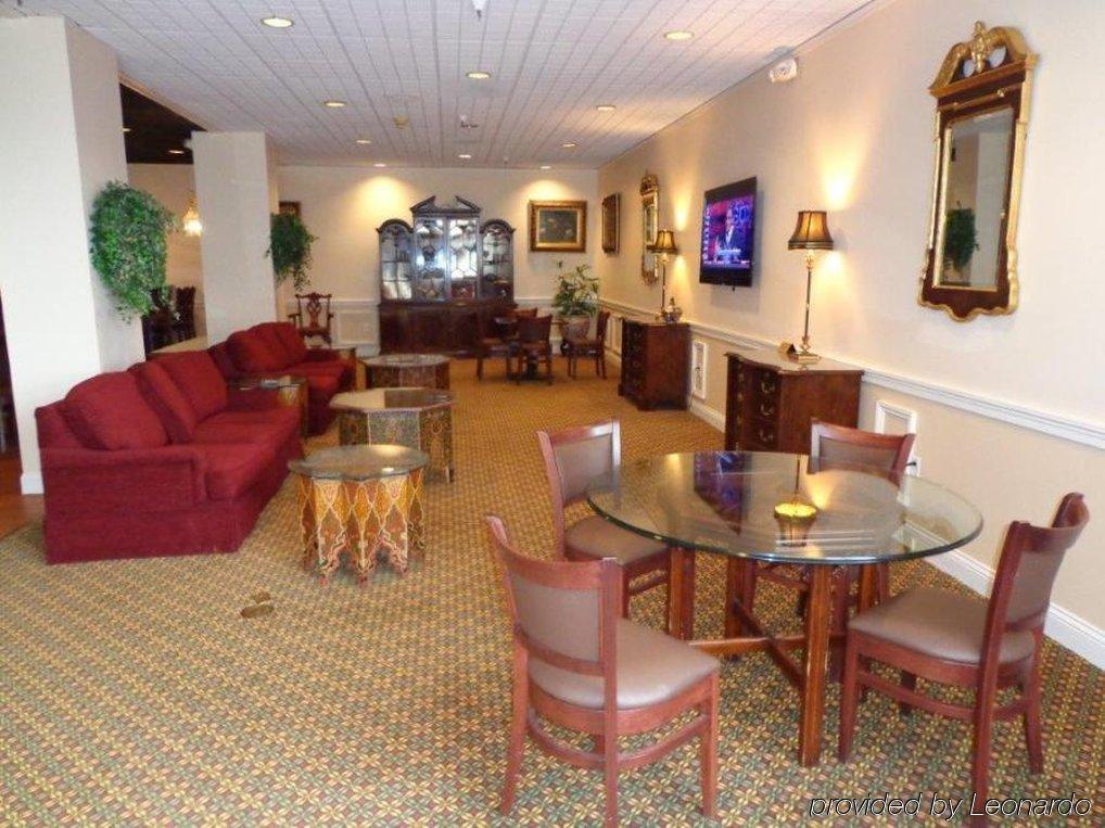 Euro-Suites Hotel Morgantown Exteriör bild